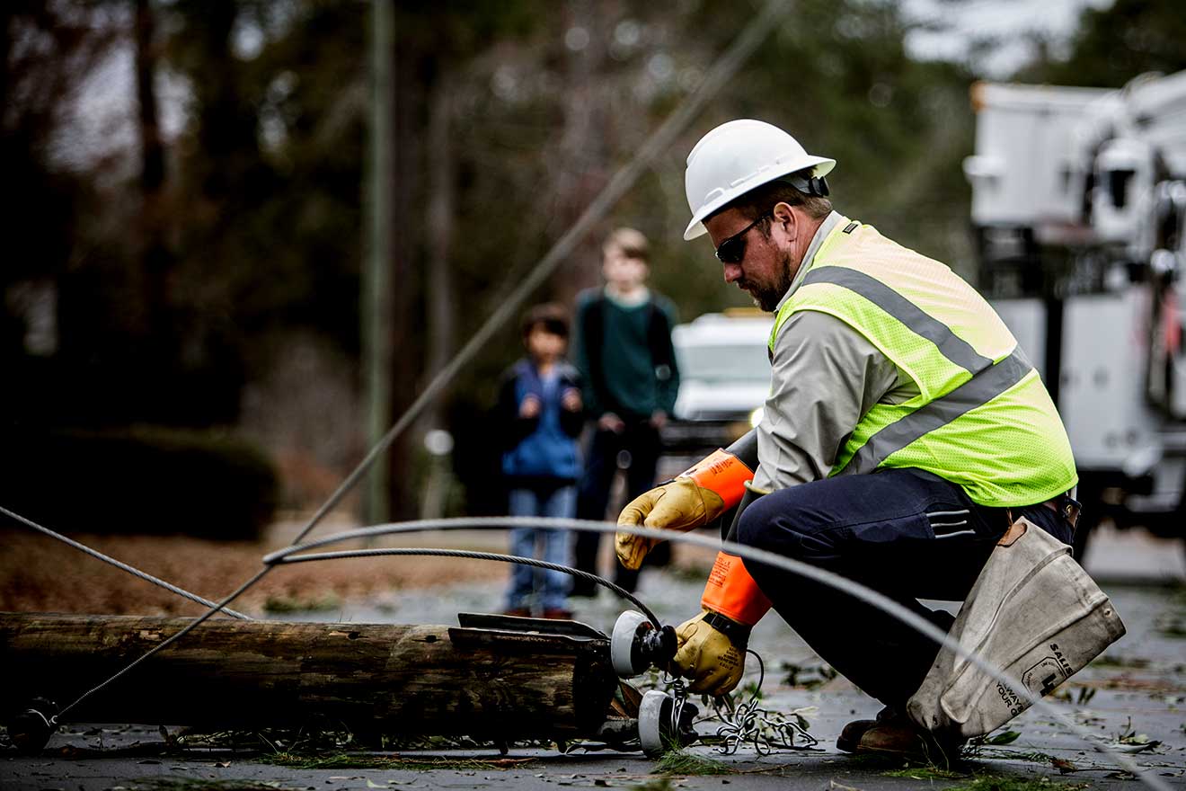 Central Electric Power Cooperative Celebrates National Lineman